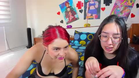 Snapshot of saraandmarilyn chatting on 12/14/24, 02:10 Alahia and Marilyn online show from 12/14/24, 02:10