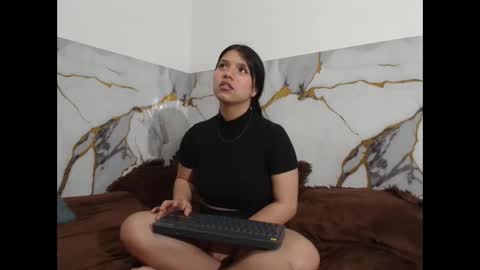 sara and thomas online show from 11/20/25, 12:00