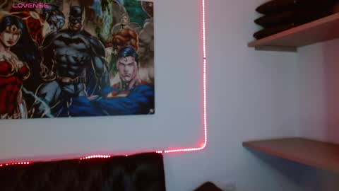 Snapshot of saraapril_1 chatting on 12/27/24, 08:39 SARAHGIL online show from 12/27/24, 08:39