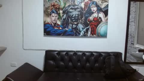 Snapshot of saraapril_1 chatting on 12/31/24, 06:13 SARAHGIL online show from 12/31/24, 06:13