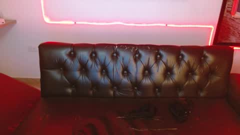 Snapshot of saraapril_1 chatting on 01/08/25, 10:16 SARAHGIL online show from 01/08/25, 10:16