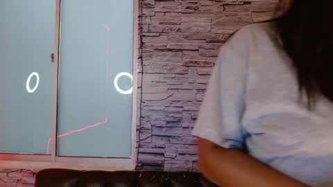 Snapshot of saraapril_1 chatting on 01/20/25, 07:35 SARAHGIL online show from 01/20/25, 07:35