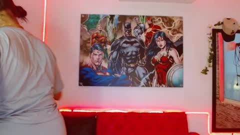 Snapshot of saraapril_1 chatting on 01/21/25, 08:32 SARAHGIL online show from 01/21/25, 08:32