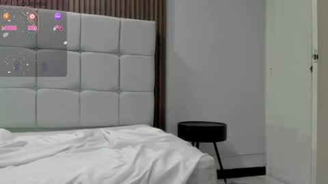   online show from 03/04/25, 10:02