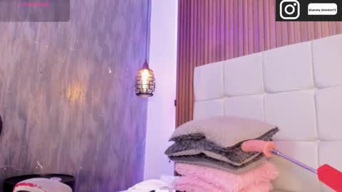   online show from 11/15/25, 10:45