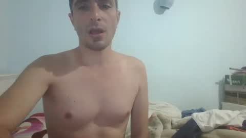 Snapshot of saraclit chatting on 01/07/25, 01:06 pass kika online show from 01/07/25, 01:06