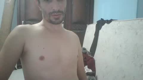 Snapshot of saraclit chatting on 01/28/25, 12:47 pass kika online show from 01/28/25, 12:47