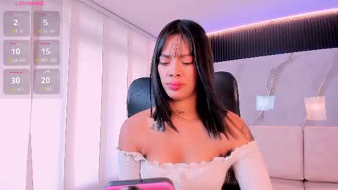 Snapshot of saracorraless chatting on 07/06/26, 06:10 Sara Everyday From 1430 to 2130 Col Time online show from 07/06/26, 06:10