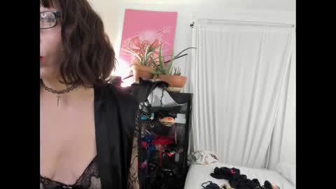 Sara Desire online show from 02/21/25, 01:33