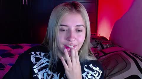 saradiazxxx online show from 03/01/26, 09:11