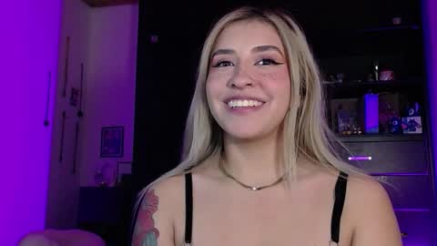 saradiazxxx online show from 03/15/26, 08:53