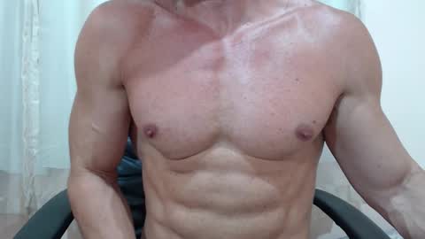 saradorj92 online show from 01/07/26, 12:13