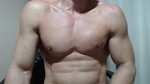 saradorj92 online show from 03/23/26, 01:31