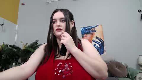 Snapshot of saraelise chatting on 09/30/25, 08:41 saraelise online show from 09/30/25, 08:41