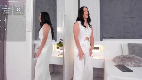  Sara Gomez  online show from 12/24/24, 05:02