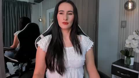 Snapshot of saragomez_1 chatting on 06/26/26, 12:31 Sara Gomez online show from 06/26/26, 12:31