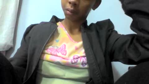 sarah146341 online show from 12/18/25, 04:29