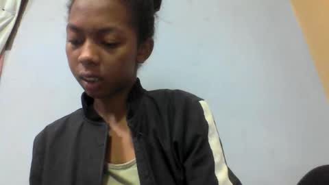 sarah146341 online show from 02/10/26, 06:06