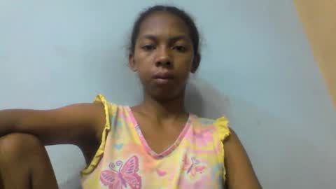 sarah146341 online show from 04/14/26, 05:13