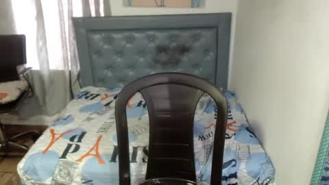 sarah online show from 04/15/26, 04:25