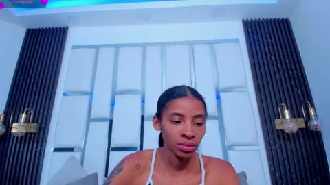 sarah_ashbourne online show from 10/04/25, 02:15