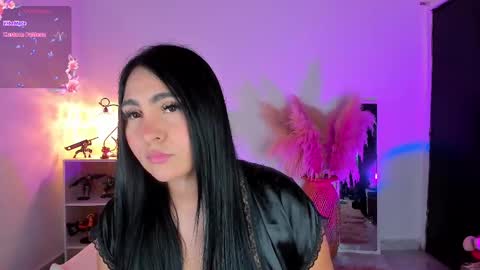 Snapshot of sarah_bali chatting on 02/19/25, 08:10 Sarah Valkiria  IG  Sar lanister online show from 02/19/25, 08:10