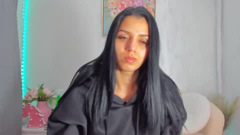 Sara online show from 04/29/26, 08:07