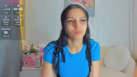 Snapshot of sarah_blake_ chatting on 06/26/26, 07:57 Sara online show from 06/26/26, 07:57