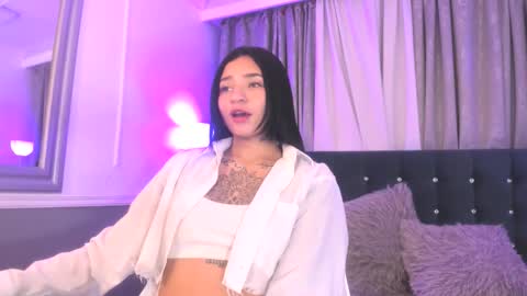 Snapshot of sarah_curtis chatting on 03/13/26, 03:57 Sarah online show from 03/13/26, 03:57