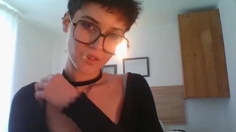 Snapshot of sarah_desire01 chatting on 02/08/26, 03:04 Sarah online show from 02/08/26, 03:04