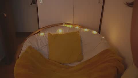 Sarah online show from 04/23/26, 03:08