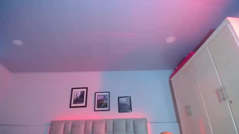 sarah foxx  online show from 11/13/25, 01:54