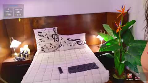 Snapshot of sarah_greyy chatting on 06/26/26, 10:03 sarah_greyy online show from 06/26/26, 10:03