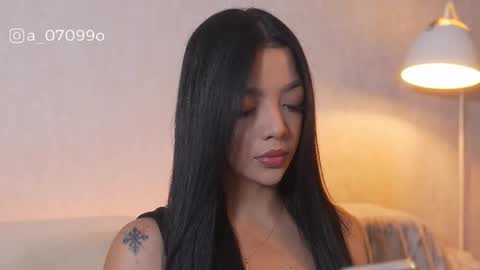       online show from 12/19/25, 12:01