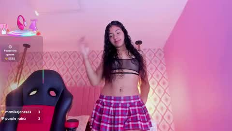 SARAH KEYS  online show from 09/30/25, 03:22