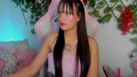 Snapshot of sarah_ramirez777 chatting on 12/24/24, 09:17 Sarah Ramirez online show from 12/24/24, 09:17
