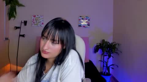 Snapshot of sarah_ramirez777 chatting on 02/13/25, 08:55 Sarah Ramirez online show from 02/13/25, 08:55