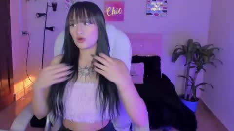 Snapshot of sarah_ramirez777 chatting on 02/18/25, 11:22 Sarah Ramirez online show from 02/18/25, 11:22