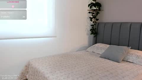 sarah_rayy online show from 03/11/25, 07:25