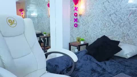 sarah online show from 02/05/26, 12:21