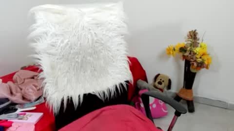 Sarah online show from 04/13/26, 09:53