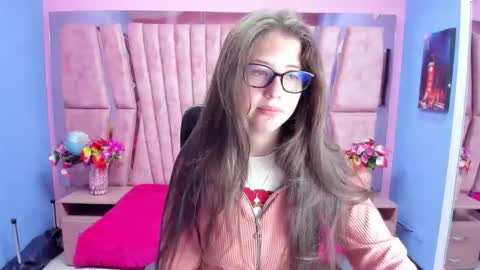 Sarah online show from 10/04/25, 01:42