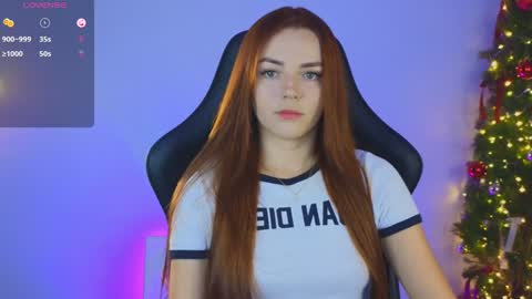 Snapshot of sarah_swtt chatting on 12/27/24, 04:15 - next broadcast 28 nov  7 pm Col online show from 12/27/24, 04:15