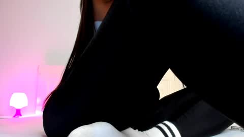 Sarah online show from 04/21/26, 07:06