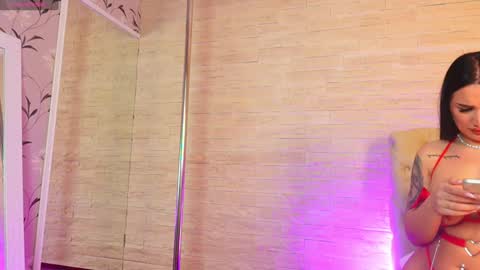 Snapshot of sarahadams chatting on 12/05/25, 06:00 Sara ONLY ACCOUNT onlyfans damn babygirlll online show from 12/05/25, 06:00