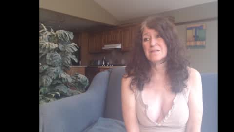 Snapshot of sarahconnors0815 chatting on 12/01/24, 08:42 Sarah online show from 12/01/24, 08:42