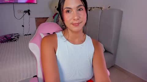 sarahcute14 online show from 07/06/26, 01:02