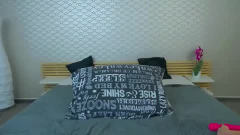 SarahEshley online show from 01/12/25, 01:16