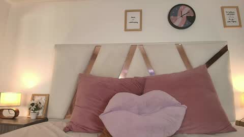 Sarah Evans online show from 12/11/24, 01:58