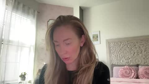 Sarah online show from 04/02/26, 04:59